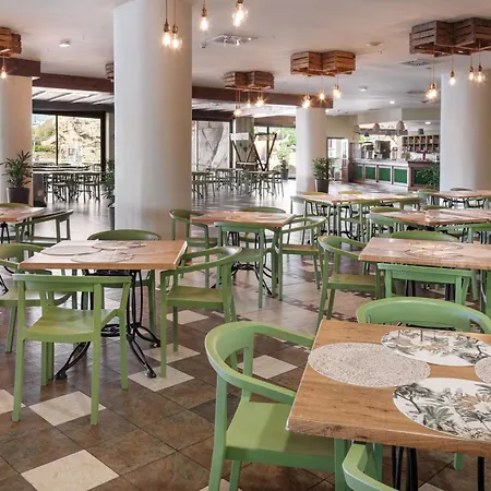 World Riwo, Affiliated By Melia Hotel Benalmádena