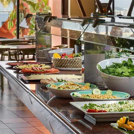 World Riwo, Affiliated By Melia Hotel 4*