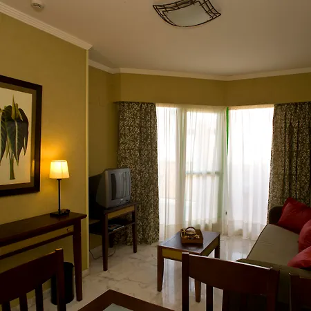 Отель World Riwo Hotel.