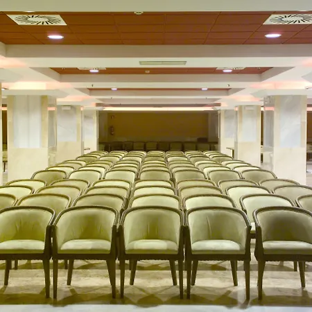 World Riwo Hotel. Отель 4*